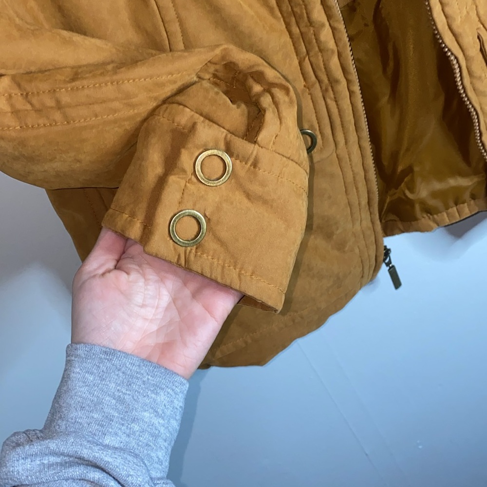 🪿Adorable Vintage 70’s inspired coat! - Picture 5 of 13